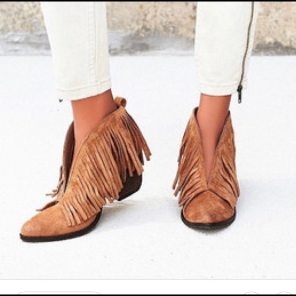 Coconuts by Matisse Shoes - Coconuts by Matisse “Lambert” saddle color